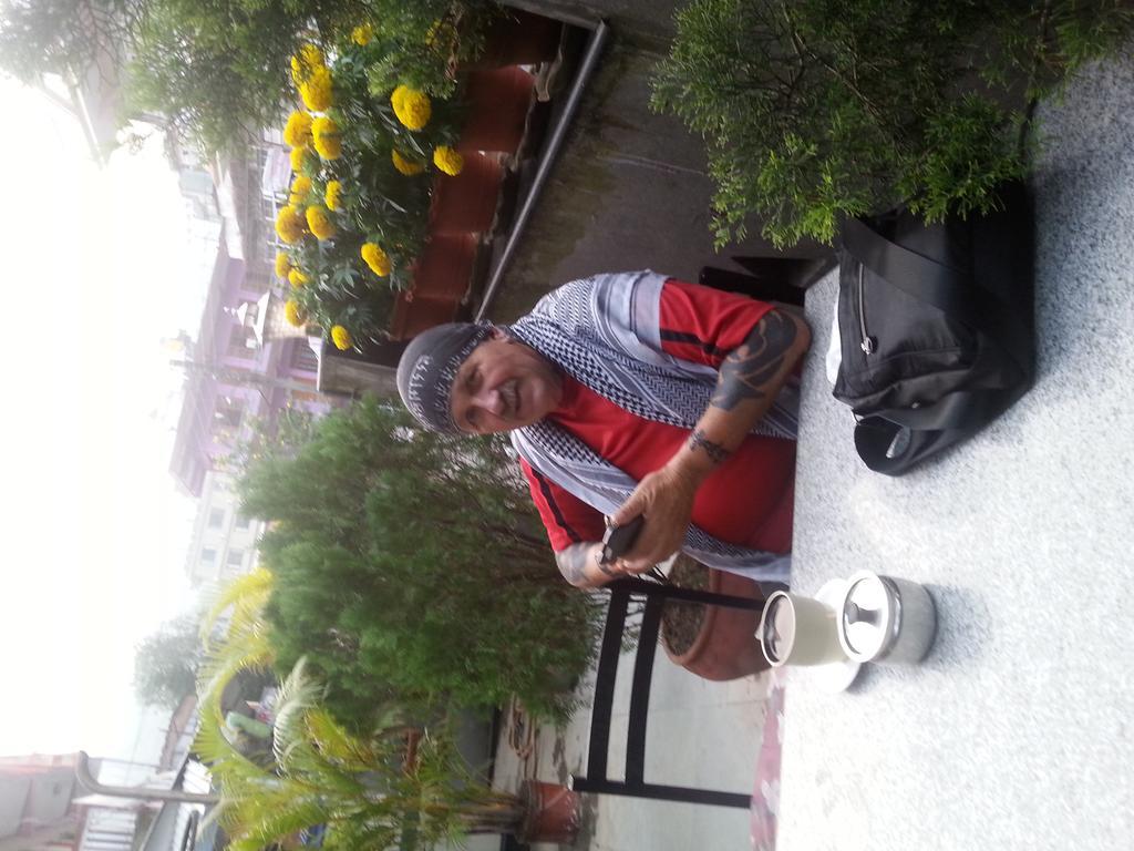 Hotel Village Inn Pokhara Dış mekan fotoğraf