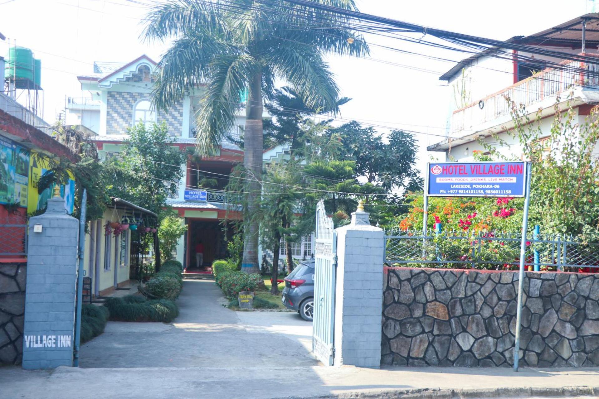 Hotel Village Inn Pokhara Dış mekan fotoğraf