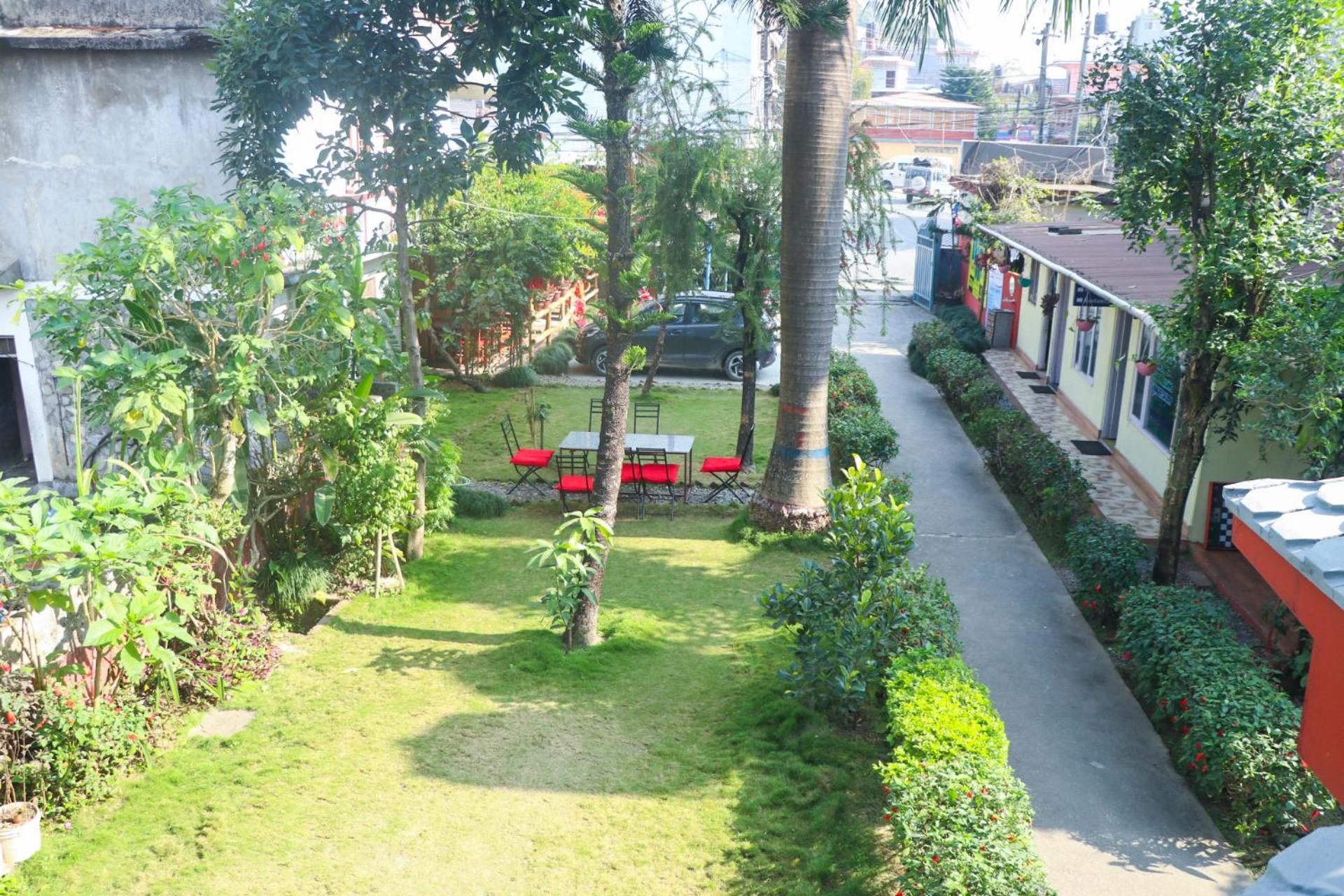 Hotel Village Inn Pokhara Dış mekan fotoğraf